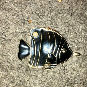 Black and gold enamel Faux fish pin
